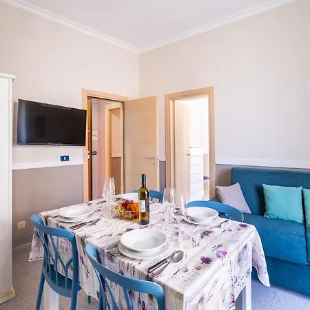 Eco-dimore - Centro Storico Piazzetta Petrone Apartment